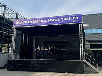 mobile stage trailer with fiberglass honeycomb roof